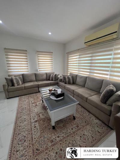 Image No.35-4 Bed Villa / Detached for sale