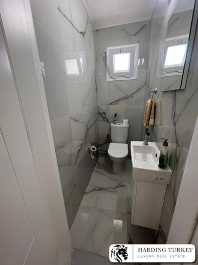 Image No.40-4 Bed Villa / Detached for sale