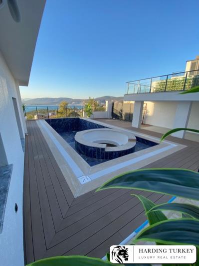 Image No.9-4 Bed Villa / Detached for sale