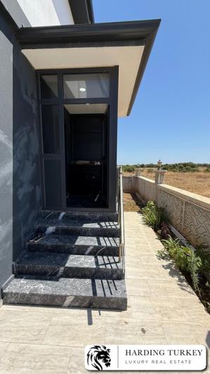 Image No.3-3 Bed Villa / Detached for sale