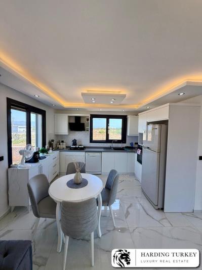 Image No.12-3 Bed Villa / Detached for sale