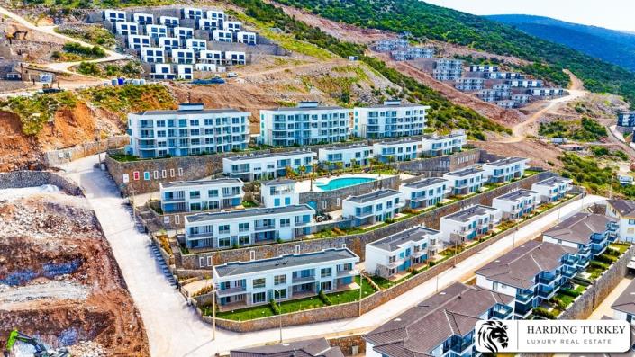 Image No.12-2 Bed Semi-Detached for sale