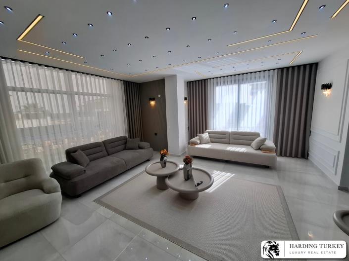 Image No.16-4 Bed Villa / Detached for sale