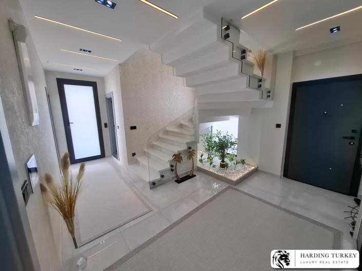 Image No.17-4 Bed Villa / Detached for sale