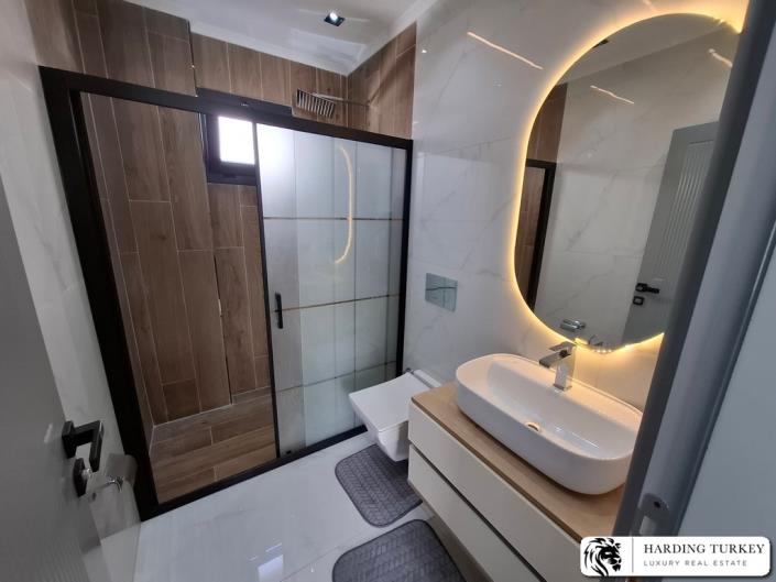 Image No.23-4 Bed Villa / Detached for sale