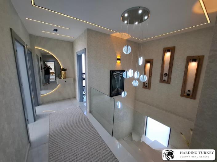 Image No.25-4 Bed Villa / Detached for sale