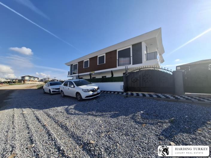 Image No.3-Jumelé de 3 chambres à vendre à Altinkum