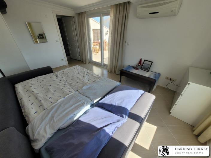 Image No.28-3 Bed Duplex for sale