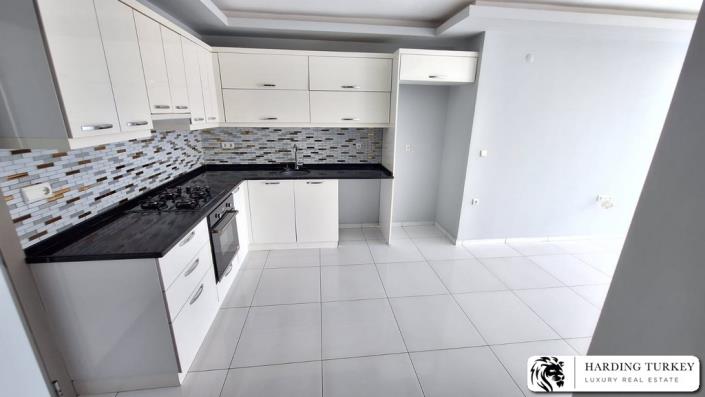 Image No.8-3 Bed Duplex for sale