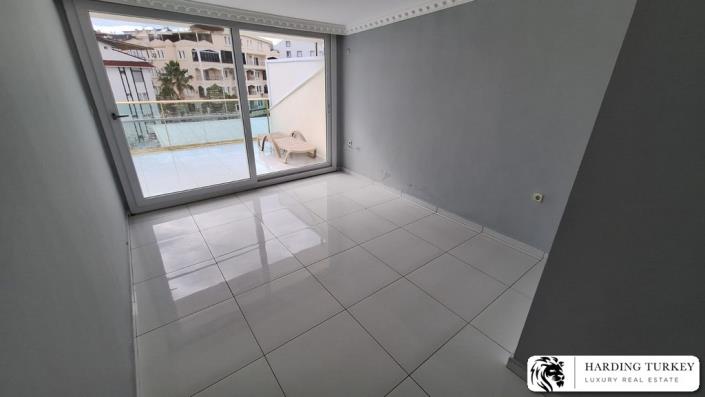 Image No.14-3 Bed Duplex for sale