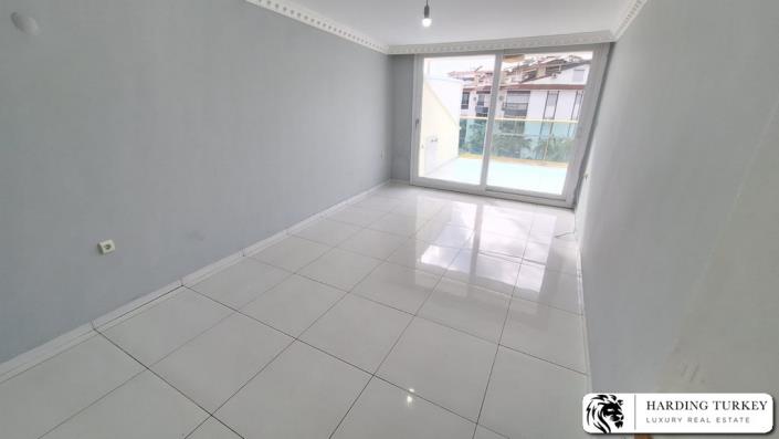 Image No.17-3 Bed Duplex for sale