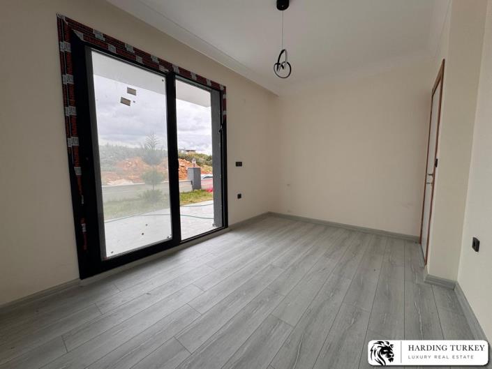 Image No.12-2 Bed Duplex for sale