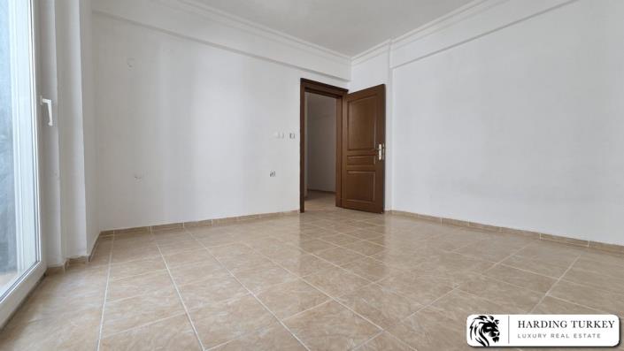 Image No.8-4 Bed Duplex for sale