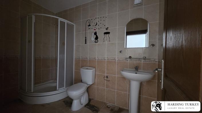 Image No.13-4 Bed Duplex for sale