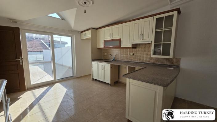 Image No.23-4 Bed Duplex for sale