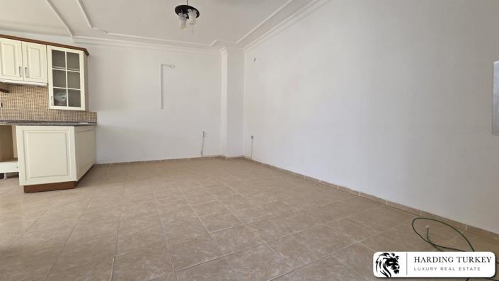 Image No.25-4 Bed Duplex for sale