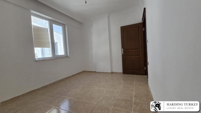 Image No.31-4 Bed Duplex for sale