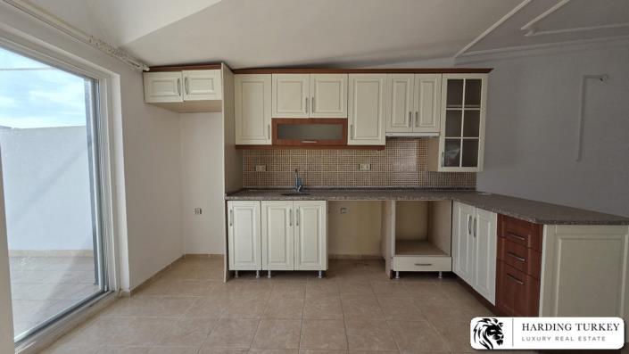 Image No.34-4 Bed Duplex for sale