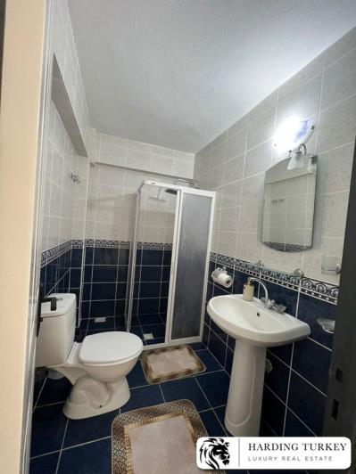 Image No.8-5 Bed Semi-Detached for sale