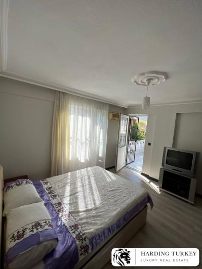 Image No.13-5 Bed Semi-Detached for sale