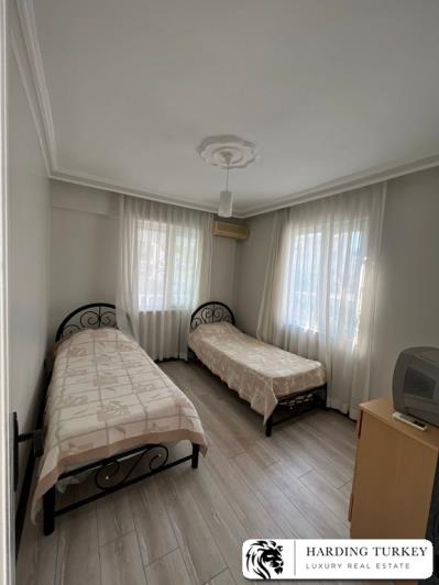 Image No.15-5 Bed Semi-Detached for sale