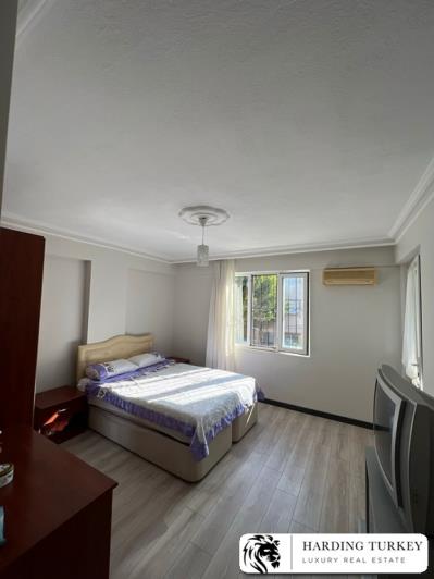 Image No.19-5 Bed Semi-Detached for sale