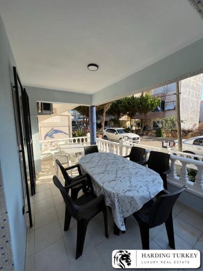 Image No.23-5 Bed Semi-Detached for sale