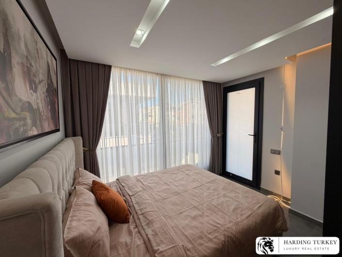 Image No.14-3 Bed Semi-Detached for sale