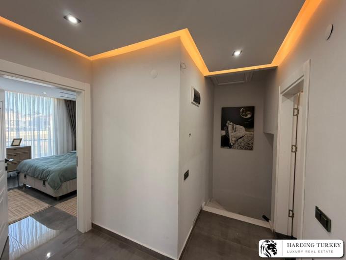 Image No.18-3 Bed Semi-Detached for sale