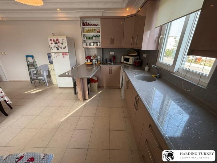 Image No.18-3 Bed Apartment for sale