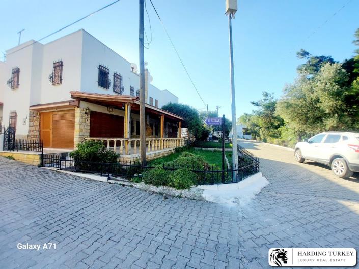 Image No.2-3 Bed Semi-Detached for sale