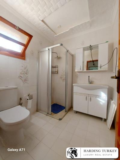 Image No.6-3 Bed Semi-Detached for sale