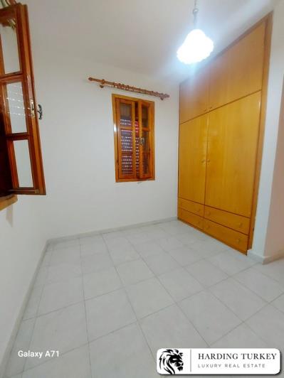 Image No.13-3 Bed Semi-Detached for sale