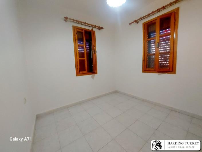 Image No.15-3 Bed Semi-Detached for sale