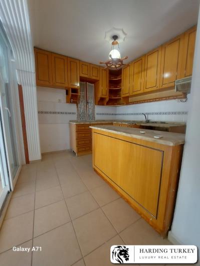 Image No.29-3 Bed Semi-Detached for sale