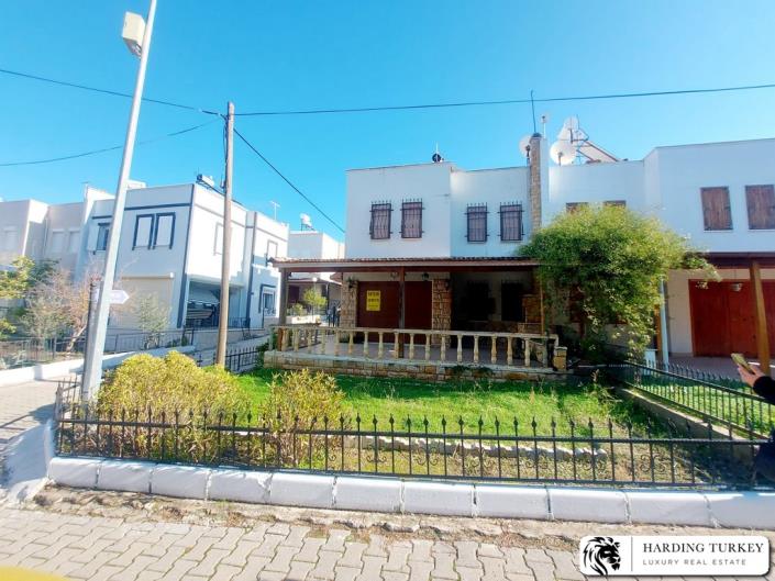 Image No.33-3 Bed Semi-Detached for sale