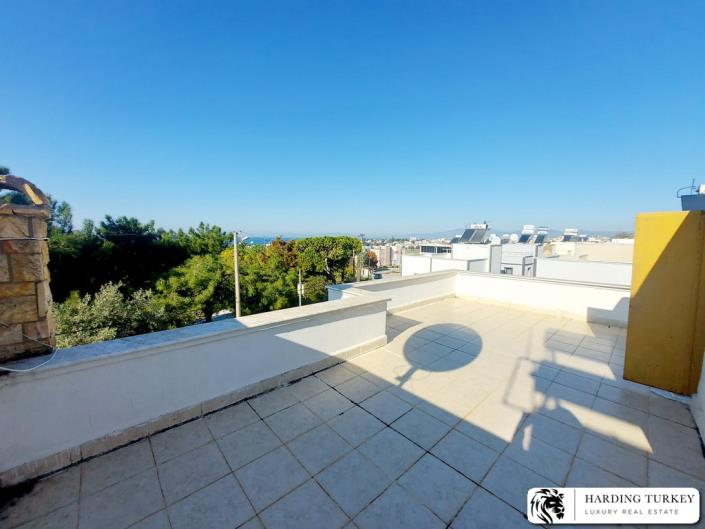 Image No.39-3 Bed Semi-Detached for sale