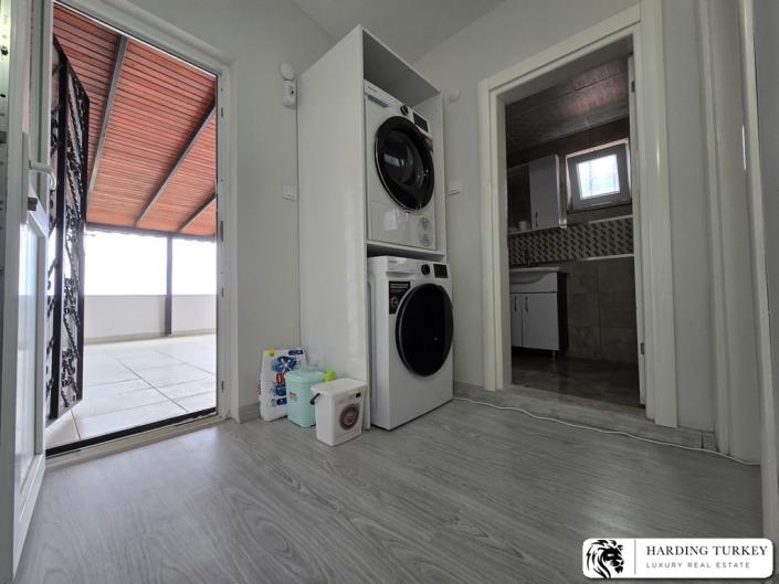 Image No.16-3 Bed Semi-Detached for sale