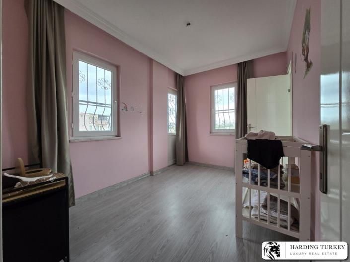 Image No.17-3 Bed Semi-Detached for sale