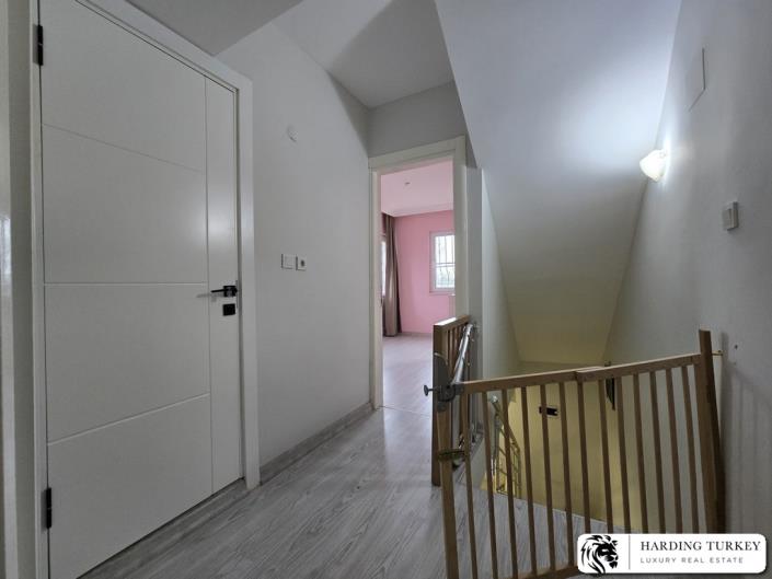 Image No.23-3 Bed Semi-Detached for sale