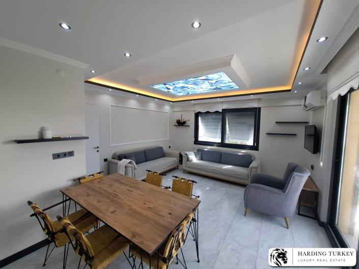 Image No.10-3 Bed Apartment for sale