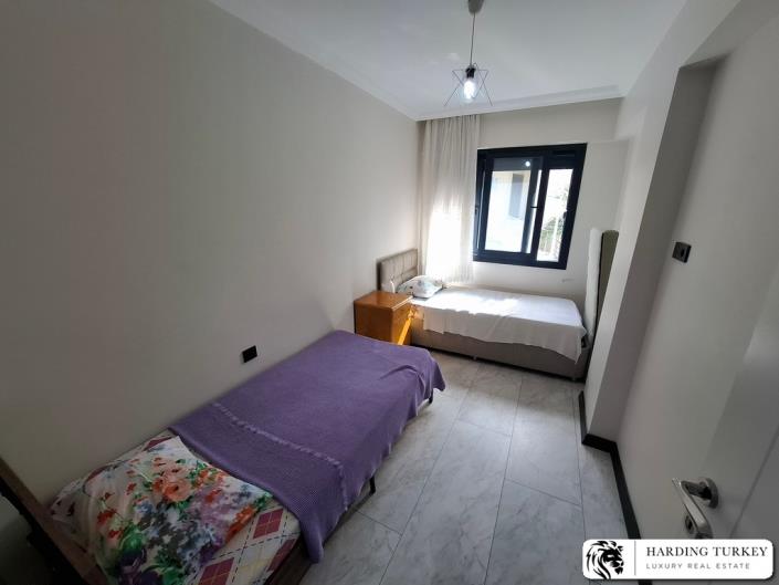 Image No.18-3 Bed Apartment for sale