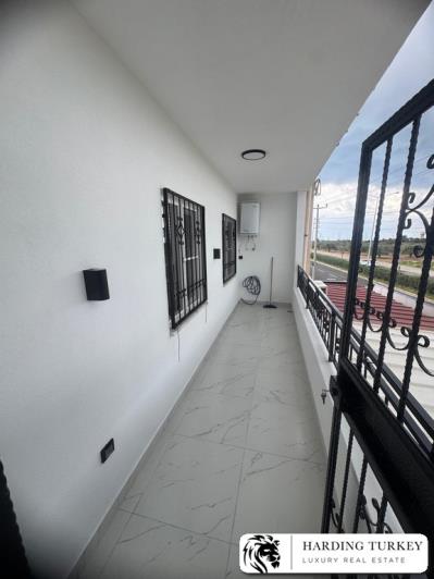 Image No.22-3 Bed Apartment for sale