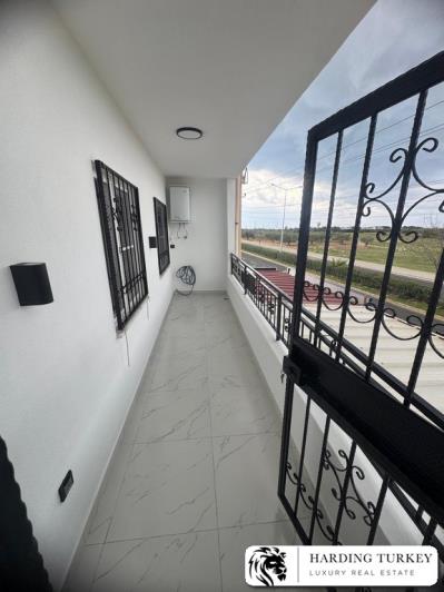 Image No.25-3 Bed Apartment for sale