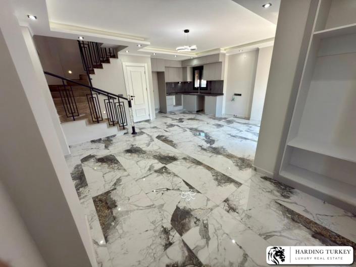 Image No.3-3 Bed Semi-Detached for sale