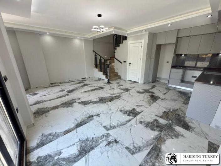 Image No.5-3 Bed Semi-Detached for sale