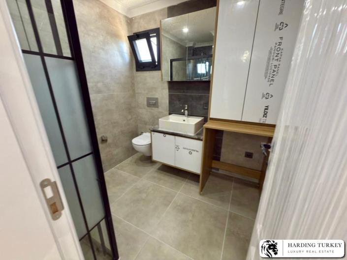 Image No.12-3 Bed Semi-Detached for sale