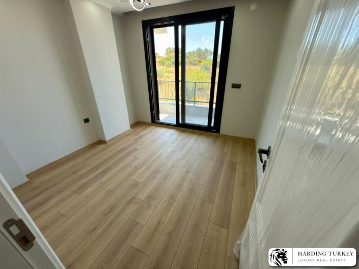 Image No.15-3 Bed Semi-Detached for sale