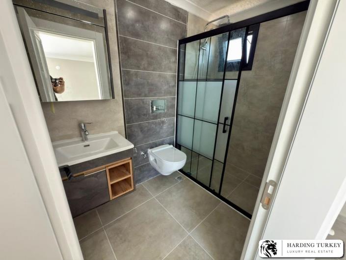 Image No.20-3 Bed Semi-Detached for sale