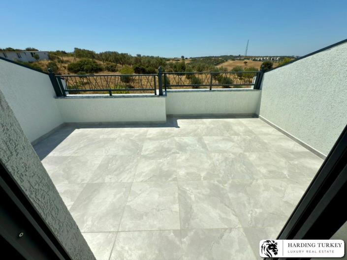 Image No.26-3 Bed Semi-Detached for sale